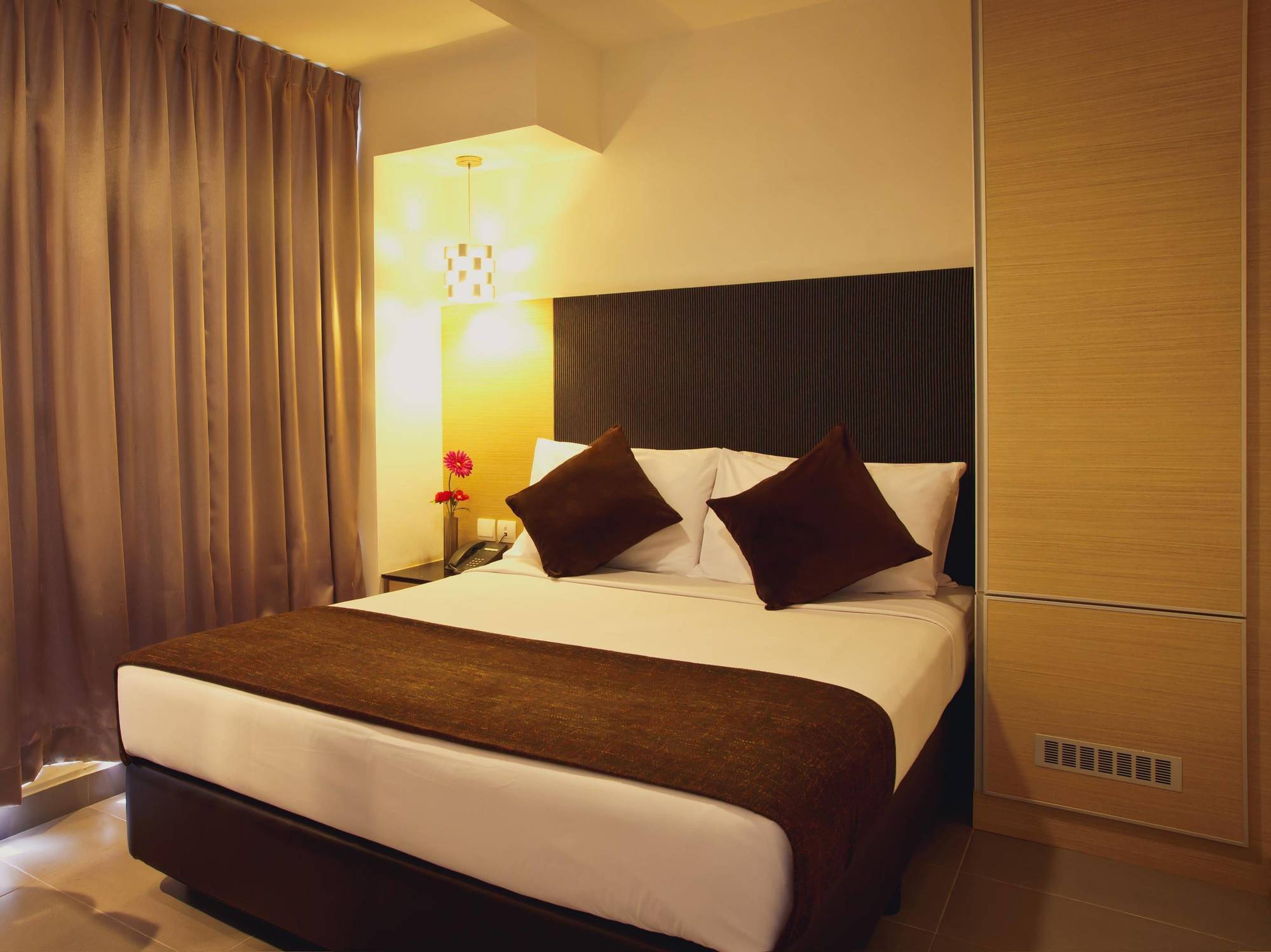 Lion Peak Hotel Bugis - Staycation Approved Singapur Dış mekan fotoğraf